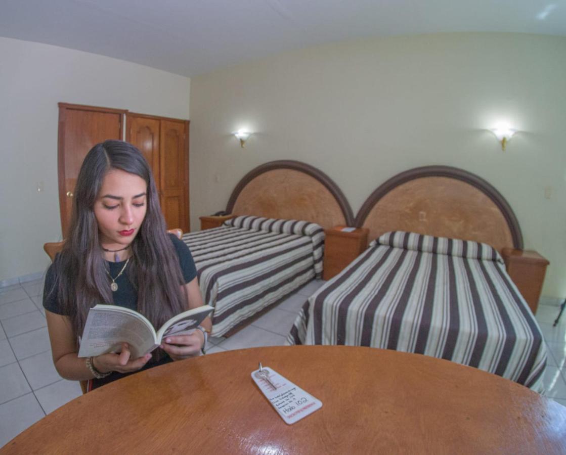 Hotel Plaza Sahuayo Buitenkant foto
