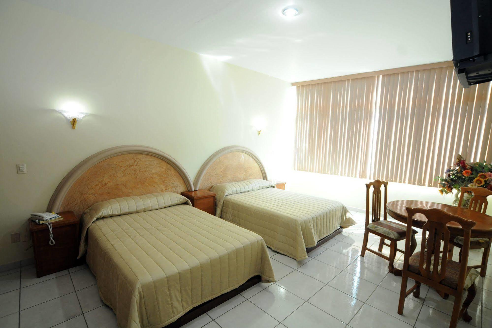 Hotel Plaza Sahuayo Buitenkant foto