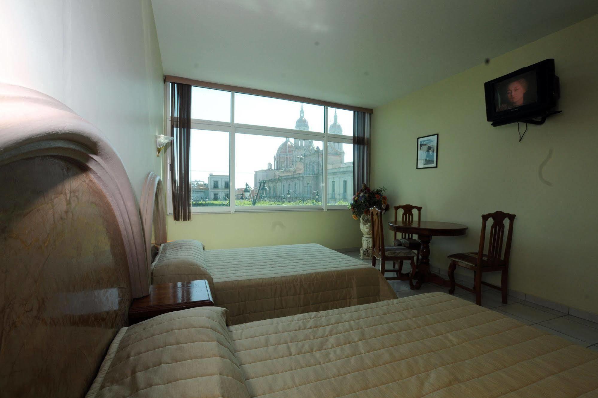 Hotel Plaza Sahuayo Buitenkant foto